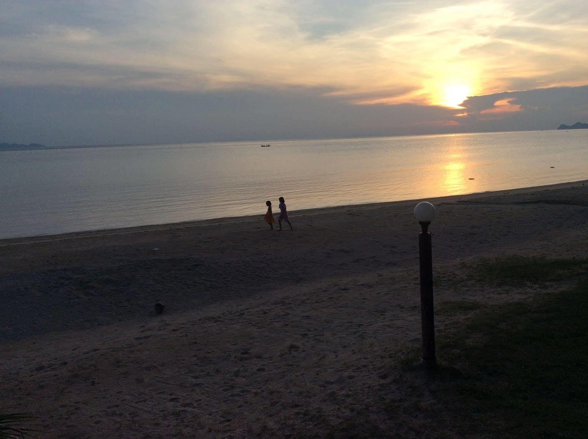 Sunsea Resort Baan Khai المظهر الخارجي الصورة